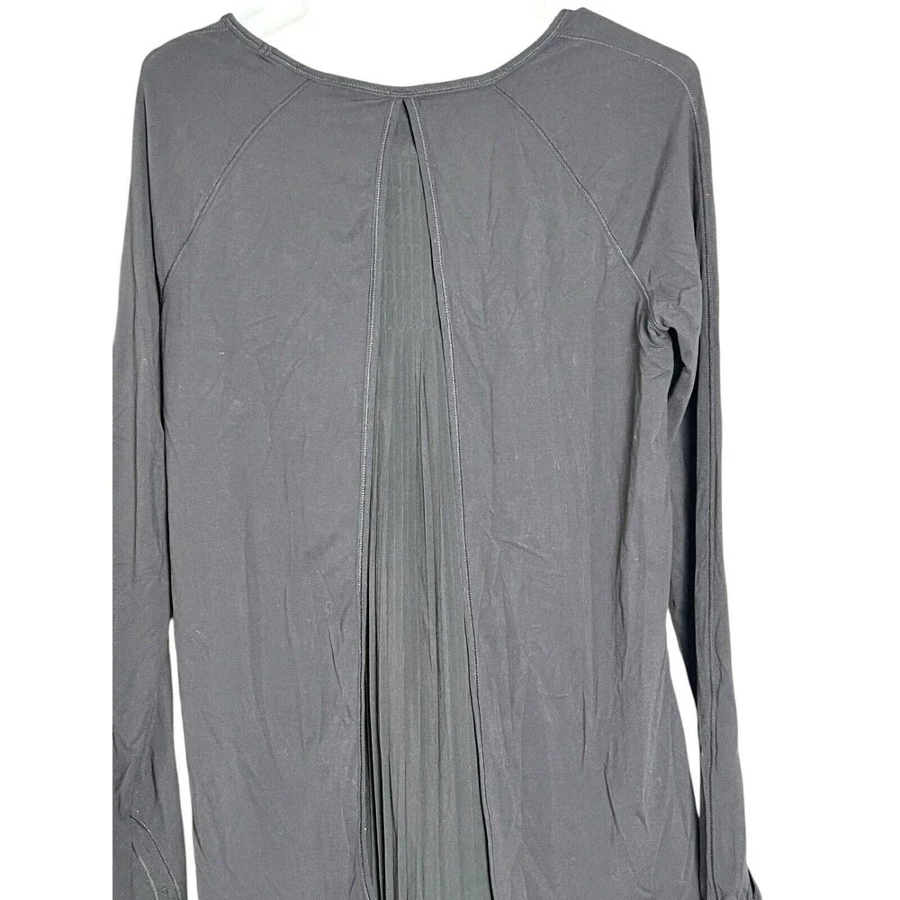 Lululemon Making Moves Long Sleeve Top‎ Size 8 Black Pleated Back Rulu - Picture 7 of 9